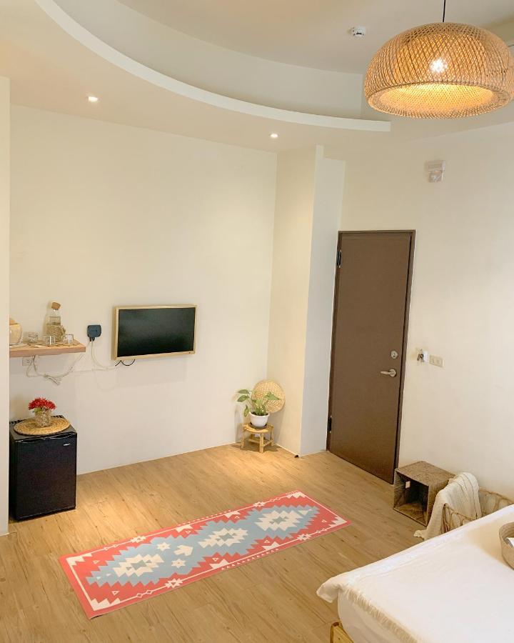 W24墾丁民宿墾丁大街一館bnb Екстер'єр фото
