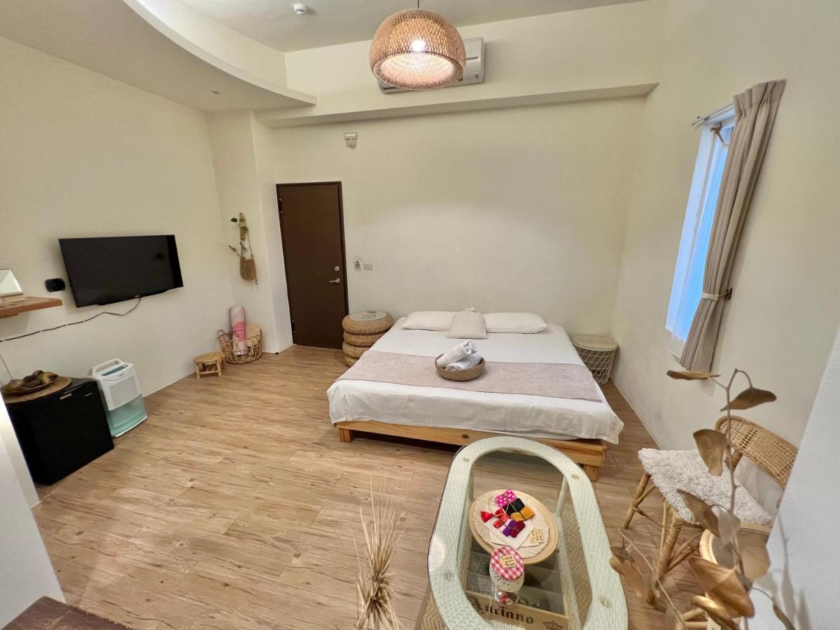 W24墾丁民宿墾丁大街一館bnb Екстер'єр фото