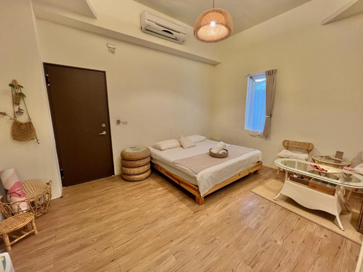 W24墾丁民宿墾丁大街一館bnb Екстер'єр фото