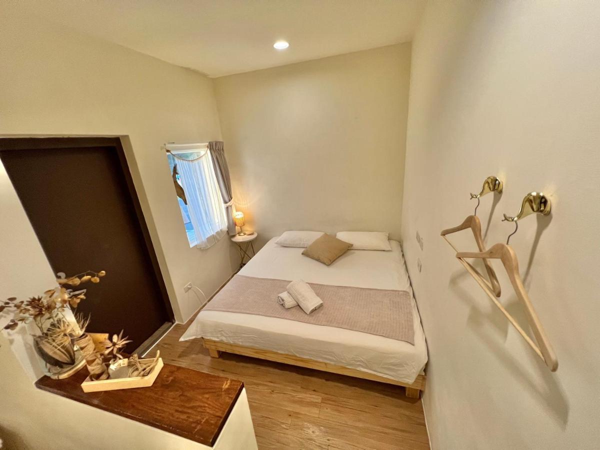 W24墾丁民宿墾丁大街一館bnb Екстер'єр фото