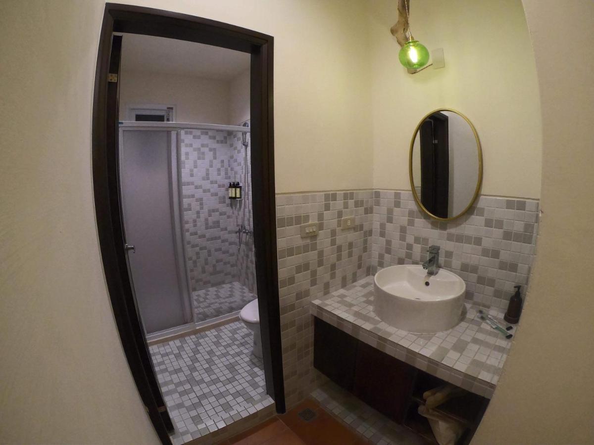 W24墾丁民宿墾丁大街一館bnb Екстер'єр фото